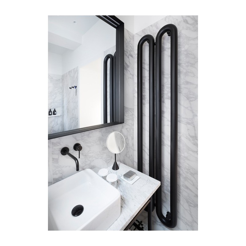Sèche-serviette radiateur eau chaude design Antubone V vertical
