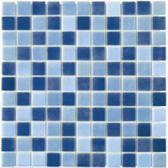 Emaux de verre piscine bleus mélangés mosaique salle de bain moxcombi-1  2.5x2.5x0.4cm sur trame.