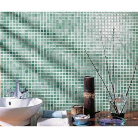 Emaux de verre vert clair nuancé salle de bain mosaique piscine moxbr-3001 2.5x2.5x0.4cm sur trame.
