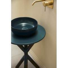 Meuble console de salle de bain bois fonçé et céramique avec une vasque ronde à poser vert scarcross musk 55 mat