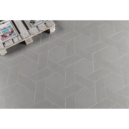 Carrelage rectangulaire gris clair satiné rectangulaire 9x36cm, hexagonal ou chevron sol et mur natuconcret roma