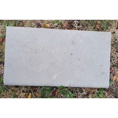 Margelle piscine, plate en pierre grise adoucie mat 60X33X3cm bord droit et bord rond, artxtaza