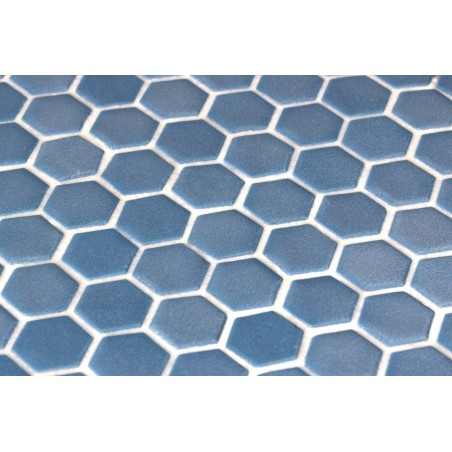 Emaux de verre hexagonal bleu mat sur plaque de 30.1x29cm sol et mur onxstoneglass royal bleu