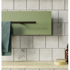 Sèche-serviette radiateur eau chaude design Anteso H vert mat avec une barre blanc mat