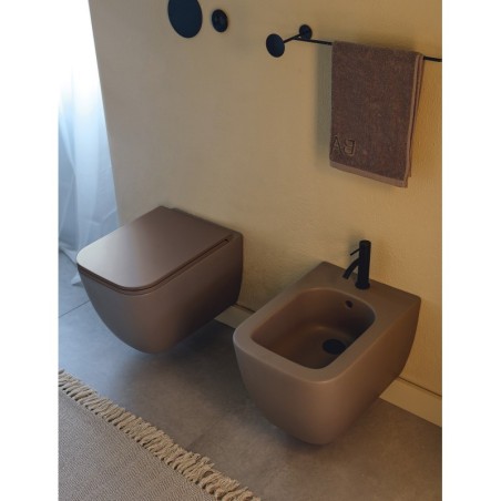 Toilette wc suspendu en céramique émaillée  blanc, noir, bleu, vert, rose, gris taupe avec abattant scaxteorema 5126/CL