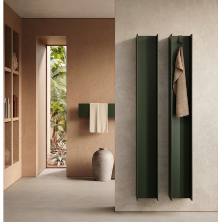Sèche-serviette radiateur électrique vertical design contemporain salle de bain AntxT2V 180.6x23cm de couleur