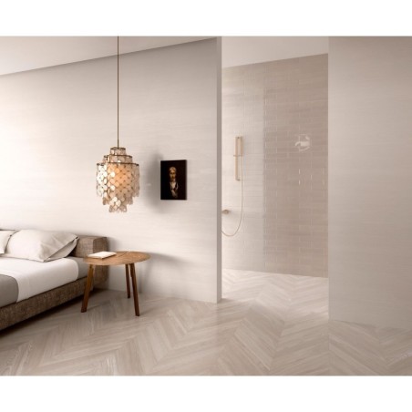 Carrelage salle de bain imitation parquet chevron moderne 9.4x49cm rectifié,  shadewood chevron light au sol