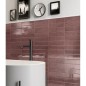 Carrelage salle de bain décoré brillant moderne mural santastripebrick mauve 7.3x30cm