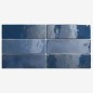 Carrelage Effet Zellige eqxart bleu foncé brillant 6.5x20X0.9cm dans la salle de bains 24470