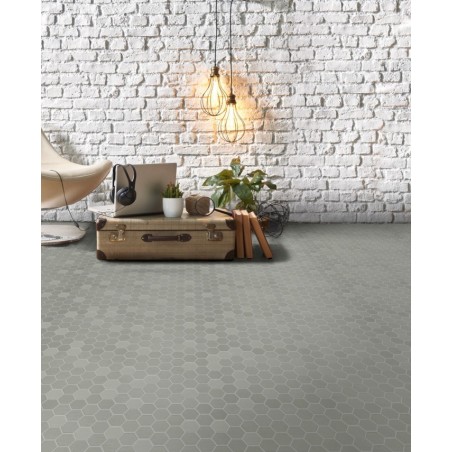 Mosaique hexagonale en grès cérame gris clair mat mini tomette 4.3x3.8cm sur trame 31.6x31.6cm terrahexasage